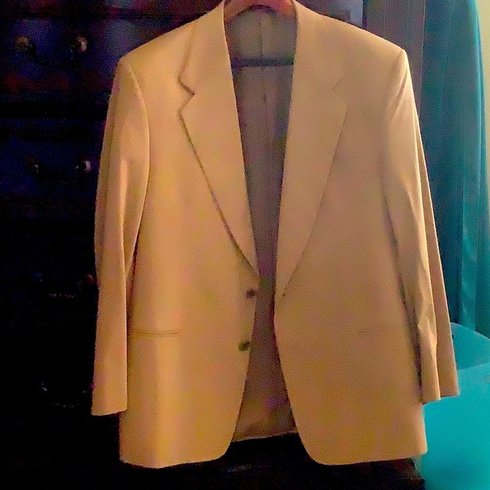 Mens Microfibre blazer like new has the look and feel of Suede